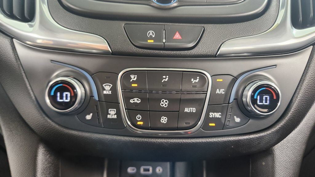 Used 2022 Chevrolet Equinox LT AWD/4WD image 28