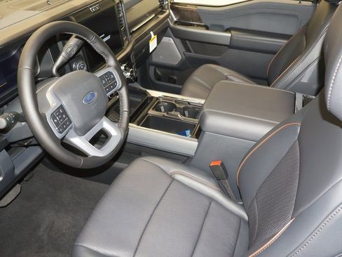 New 2025 Ford F350 Lariat w/ Lariat Ultimate Package image 27