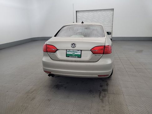 Used 2013 Volkswagen Jetta SE FWD image 7