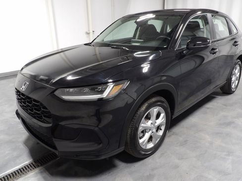 Used 2025 Honda HR-V LX image 5