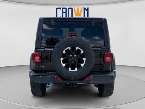Used 2024 Jeep Wrangler Unlimited Rubicon 4xe AWD/4WD image 4