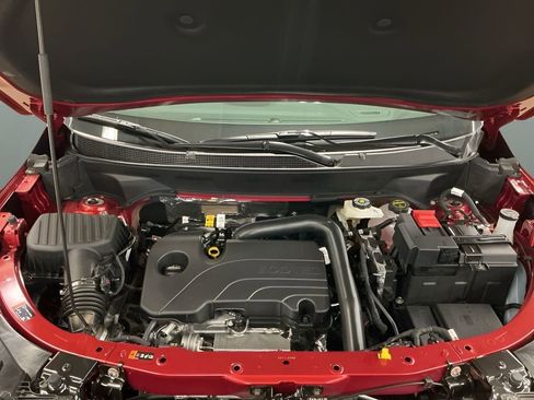 New 2026 Chevrolet Equinox LT w/ Convenience Package II image 3