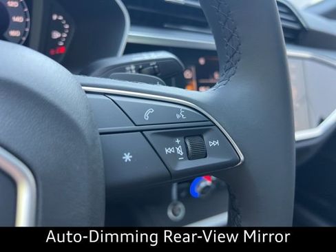 New 2025 Audi Q3 2.0T Premium image 18