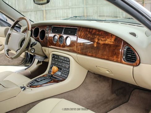 Used 1999 Jaguar XK8 Convertible RWD image 21