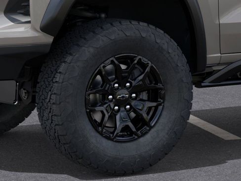 New 2026 Chevrolet Colorado ZR2 w/ Midnight Edition AWD/4WD image 9