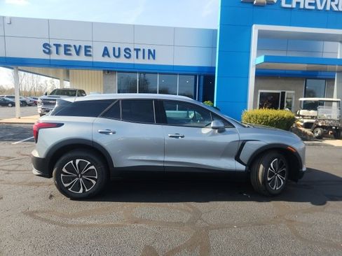 New 2025 Chevrolet Blazer EV LT image 4