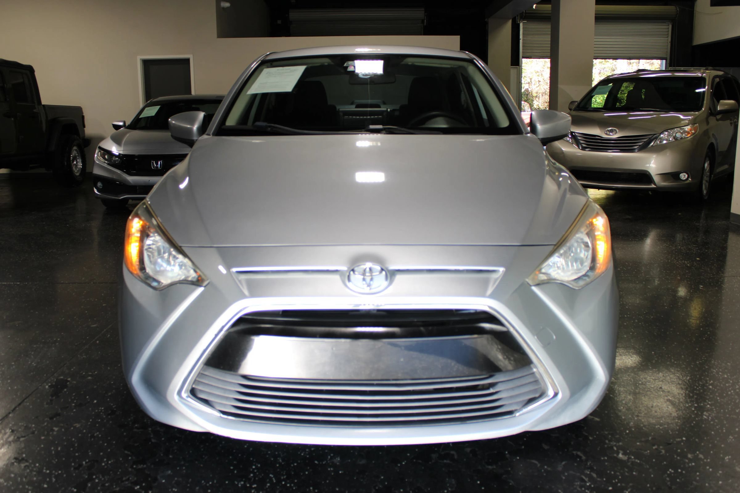 Used 2017 Toyota Yaris iA FWD image 8