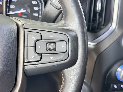 Used 2022 GMC Sierra 2500 AT4 w/ AT4 Premium Plus Package AWD/4WD image 46