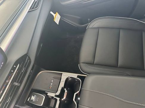 New 2026 Buick Enclave Avenir w/ Super Cruise Package FWD image 25