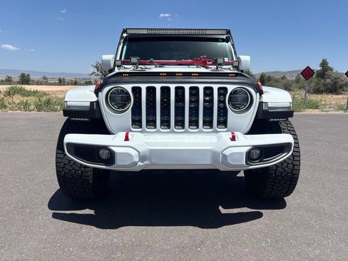 Used 2021 Jeep Gladiator Rubicon AWD/4WD image 9