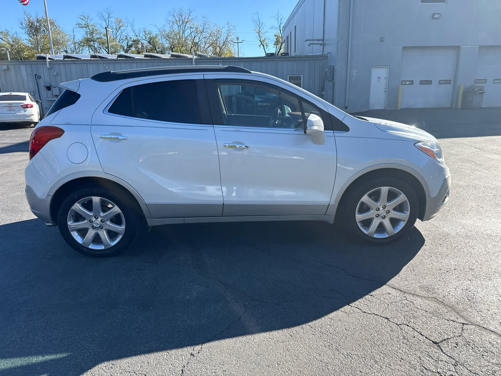 Used 2015 Buick Encore Leather w/ Experience Buick Package FWD image 2