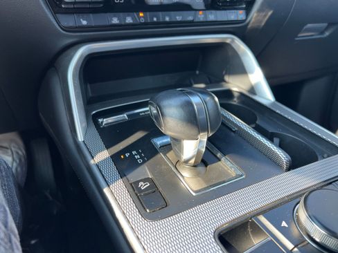 Used 2025 MAZDA CX-70 3.3 Turbo w/ Preferred Package image 42