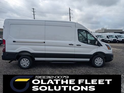 New 2026 Ford Transit 250 148 Medium Roof RWD image 8