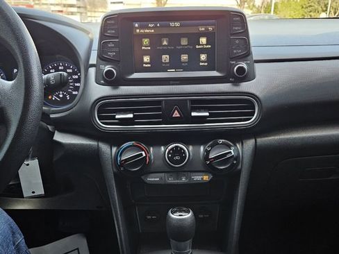 Used 2020 Hyundai Kona SE image 18