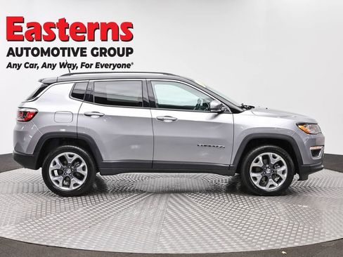 Used 2018 Jeep Compass Limited w/ Navigation Group AWD/4WD image 4