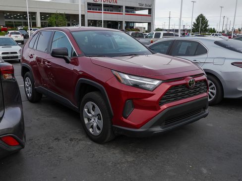 Certified 2025 Toyota RAV4 LE AWD/4WD image 2