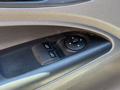 Used 2019 Ford Transit Connect XLT FWD image 22