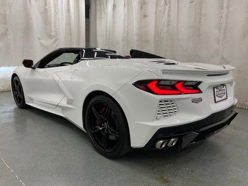 Used 2024 Chevrolet Corvette Stingray Preferred Conv w/ Z51 Performance Package RWD image 5