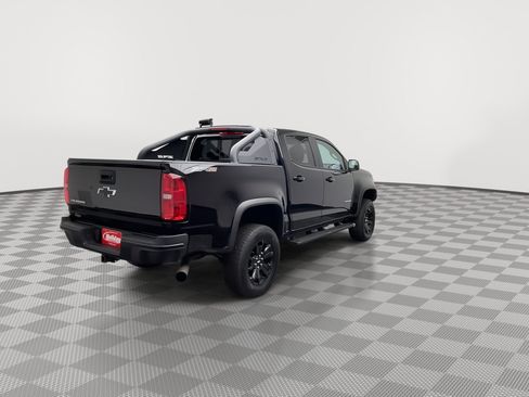 Used 2018 Chevrolet Colorado ZR2 w/ ZR2 Midnight Special Edition AWD/4WD image 36