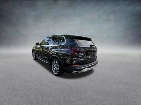 Used 2024 BMW X5 xDrive40i AWD/4WD image 5