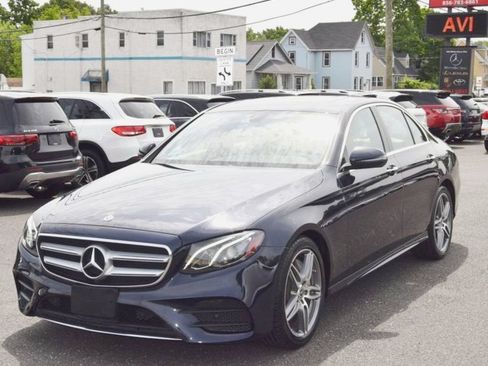 Used 2019 Mercedes-Benz E 450 4MATIC Sedan w/ Premium Package image 3
