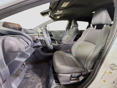 Used 2023 Subaru Solterra AWD image 22