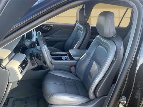 Used 2020 Lincoln Aviator Reserve w/ Elements Package Plus image 25