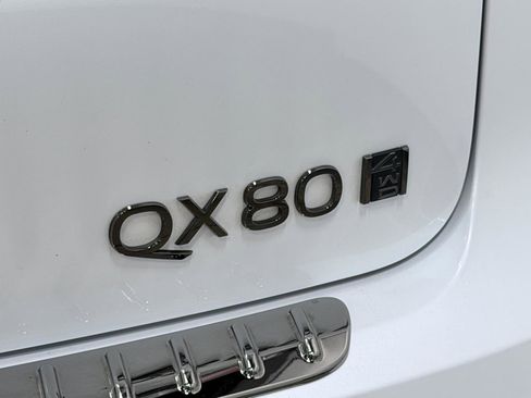 Used 2025 INFINITI QX80 Autograph w/ Premium Cargo Package AWD/4WD image 25