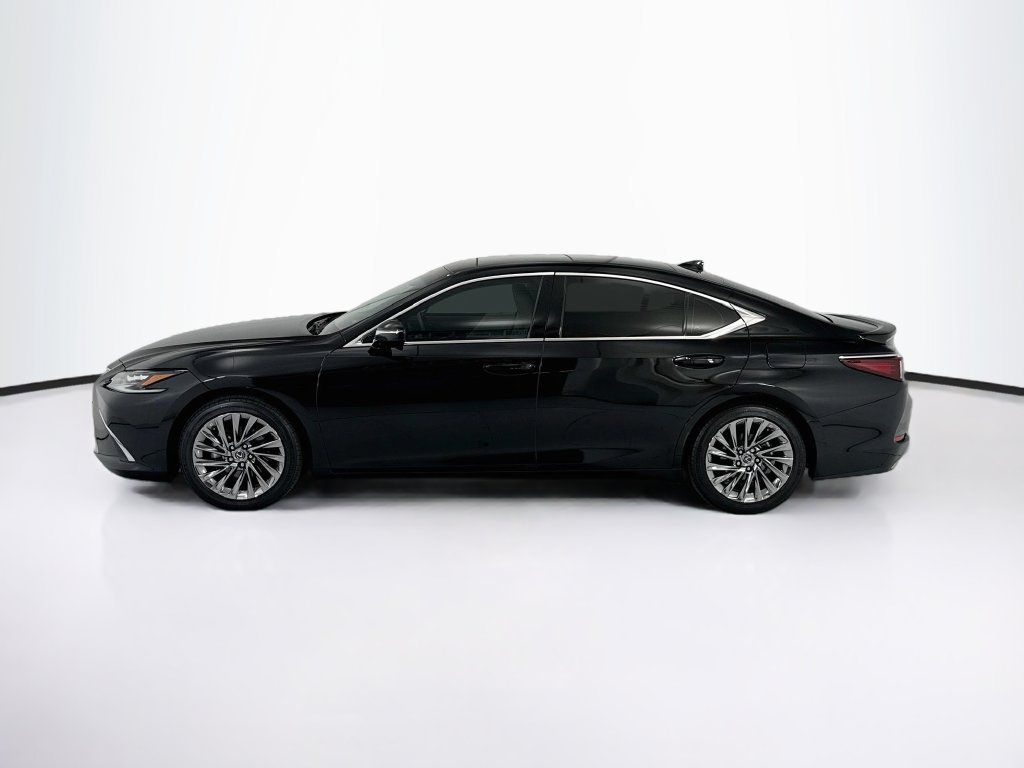 Used 2024 Lexus ES 350 Ultra Luxury w/ Accessory Package (Z2) FWD image 8