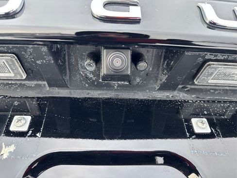 Used 2023 Nissan Rogue SV w/ SV Premium B Package image 16