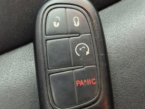 Used 2015 Jeep Cherokee Limited AWD/4WD image 27