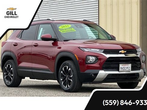 Used 2023 Chevrolet TrailBlazer LT image 1