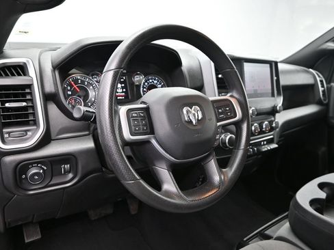 Used 2022 RAM 2500 Big Horn AWD/4WD image 18