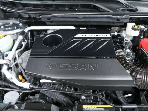 Used 2023 Nissan Rogue SV AWD/4WD image 29