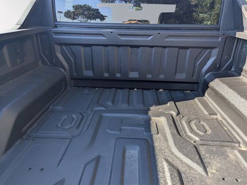 New 2026 GMC Hummer EV 4x4 Crew Cab image 6