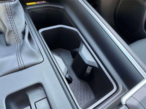 Used 2026 Toyota Grand Highlander XLE image 35