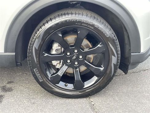 Used 2023 Ford Explorer ST-Line w/ Class IV Trailer Tow Package image 39