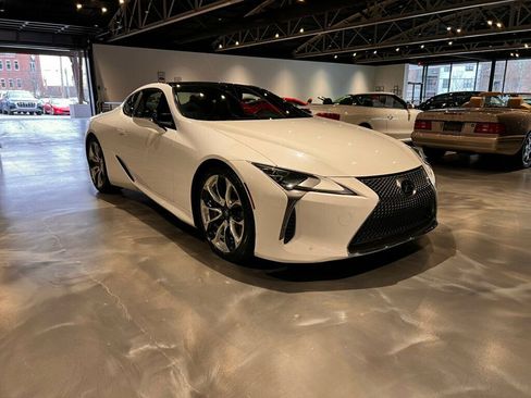 Used 2018 Lexus LC 500 Coupe w/ Sport Package image 7