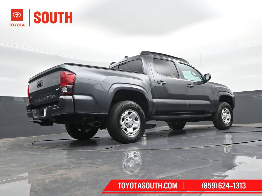 Used 2023 Toyota Tacoma SR AWD/4WD image 32