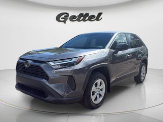 Used 2024 Toyota RAV4 LE FWD video 1