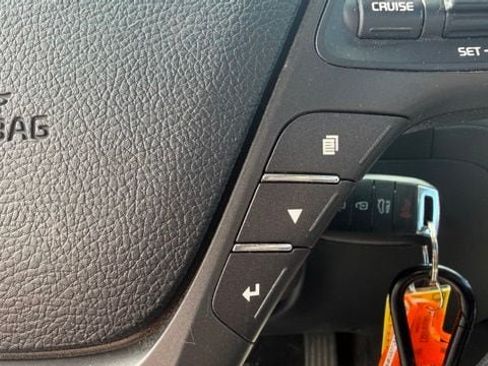 Used 2017 Kia Forte LX w/ LX Popular Package FWD image 16