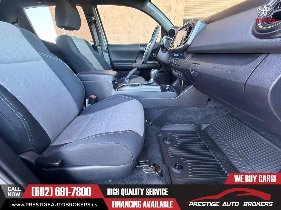Used 2021 Toyota Tacoma TRD Off-Road w/ Technology Package AWD/4WD image 46