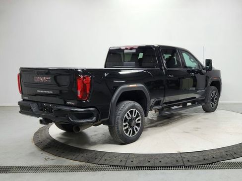 Used 2023 GMC Sierra 2500 AT4 w/ AT4 Premium Plus Package image 7