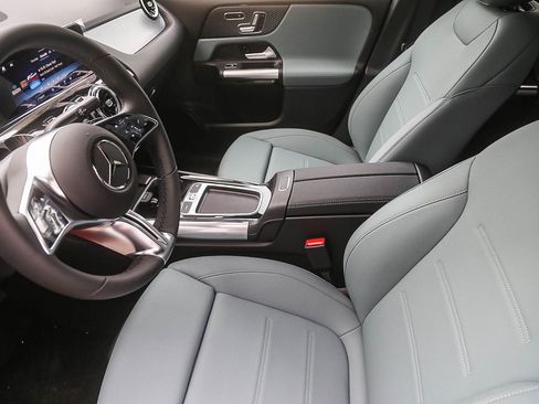 New 2026 Mercedes-Benz GLA 250 image 16