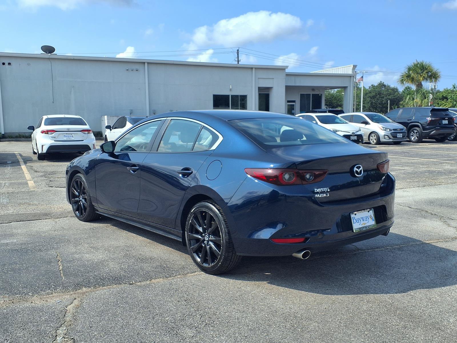 Used 2024 MAZDA MAZDA3 s FWD image 24
