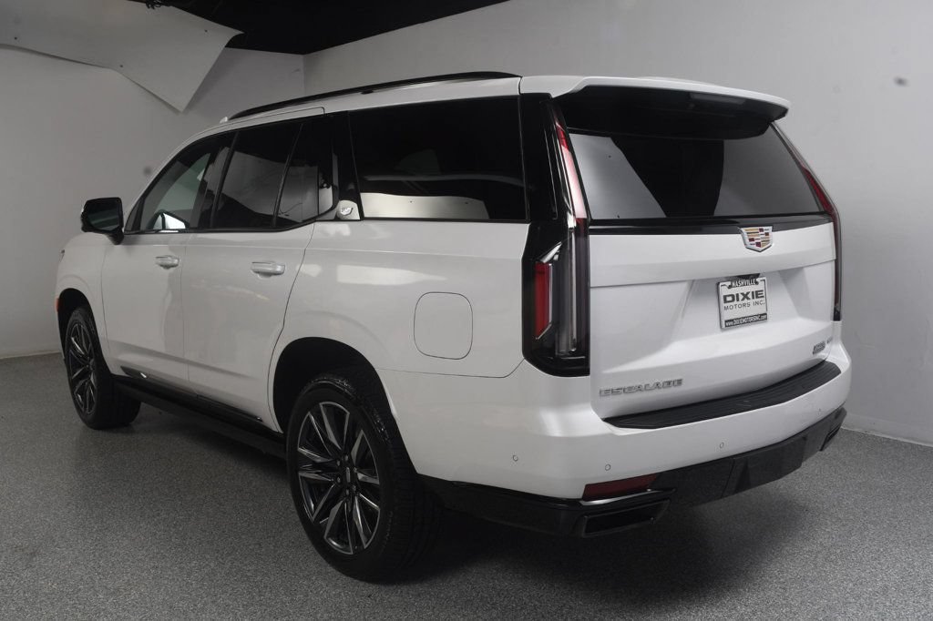 Used 2022 Cadillac Escalade Sport w/ Touring Package AWD/4WD image 8