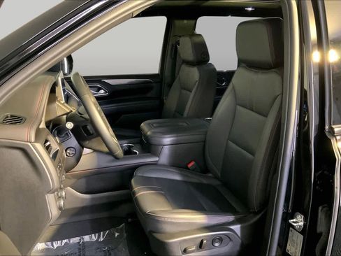 Used 2023 Chevrolet Tahoe RST w/ Luxury Package AWD/4WD image 9