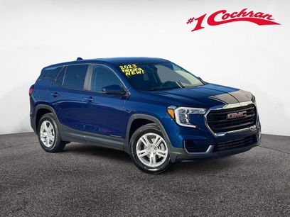 Used 2023 GMC Terrain SLE w/ LPO, Floor Liner Package