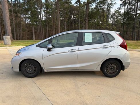 Used 2020 Honda Fit LX image 2