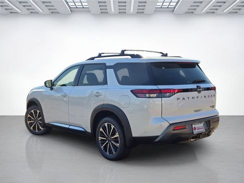 New 2026 Nissan Pathfinder Platinum w/ Accent Package AWD/4WD image 6